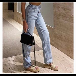 White Fox Boutique S jeans “Who’s that girl” straight leg denim